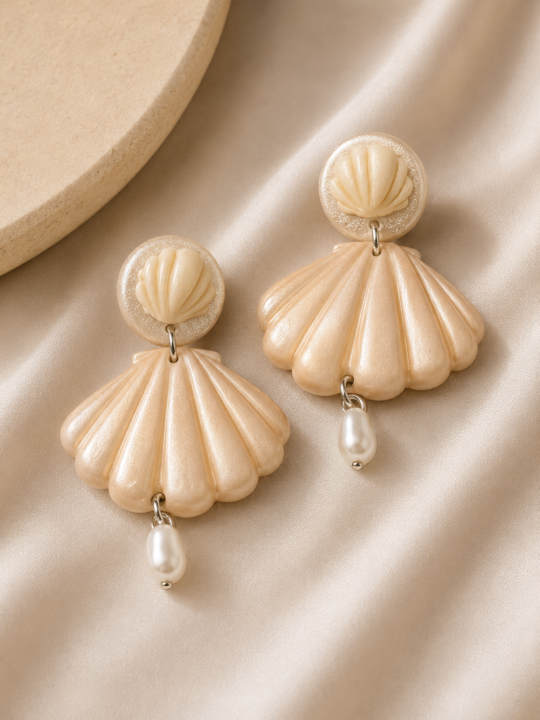 Pearls of the Tide